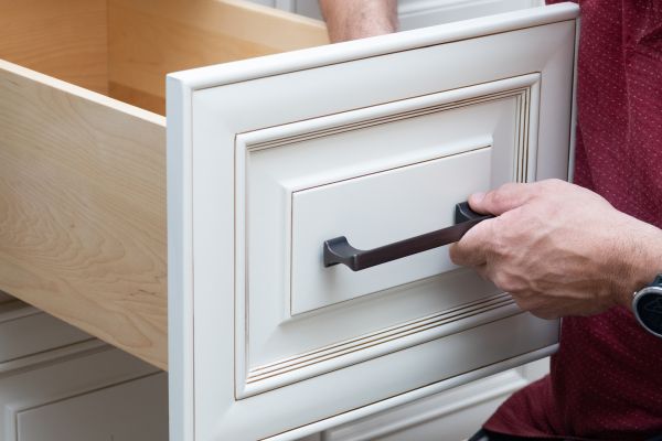 Cost of Cabinet Handle Installation in Great Falls