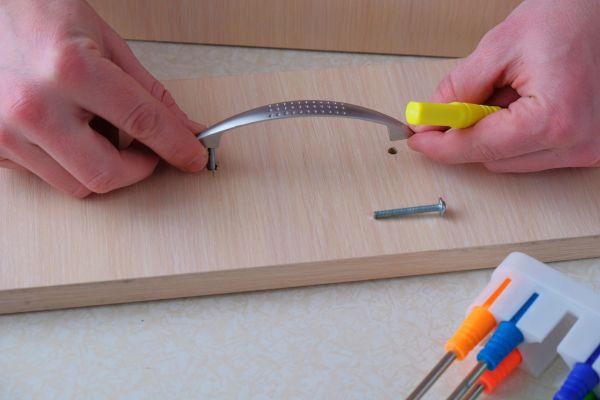Cost of Drawer Handle Installation in Great Falls